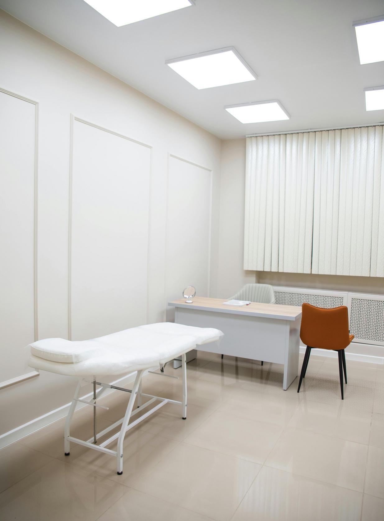 Como Escolher Móveis Funcionais para Consultório: Dicas de Decoração Prática e Estilizada